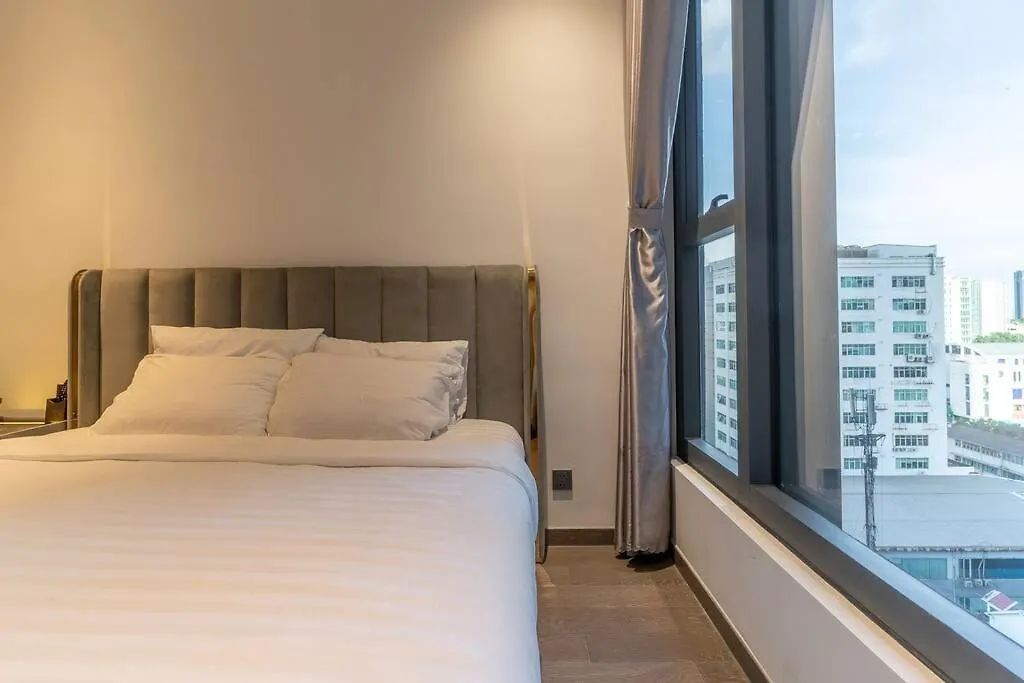 The Rixx Lavish Apartment In The Central Of Dist1 With Pool, Gym, Sauna, Jacuzzi, Kidsclub Ho Chi Minh City