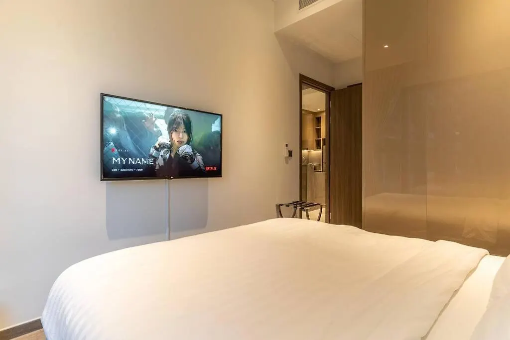 The Rixx Lavish Apartment In The Central Of Dist1 With Pool, Gym, Sauna, Jacuzzi, Kidsclub Ho Chi Minh City